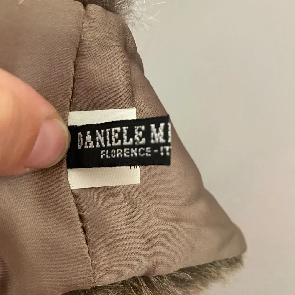 Daniele Meucci Faux Fur Woman’s Scarf